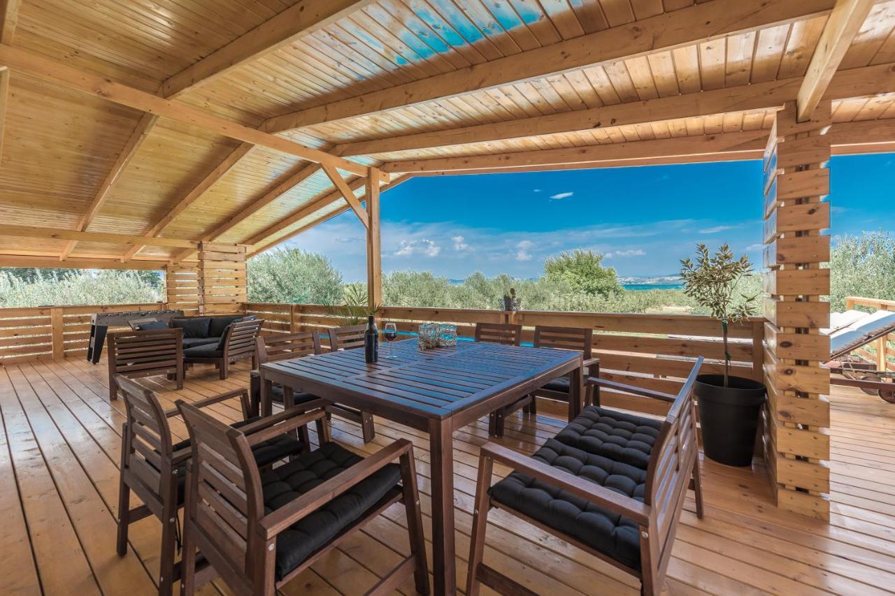 Villa Yvana Pakostane Ngoại thất bức ảnh