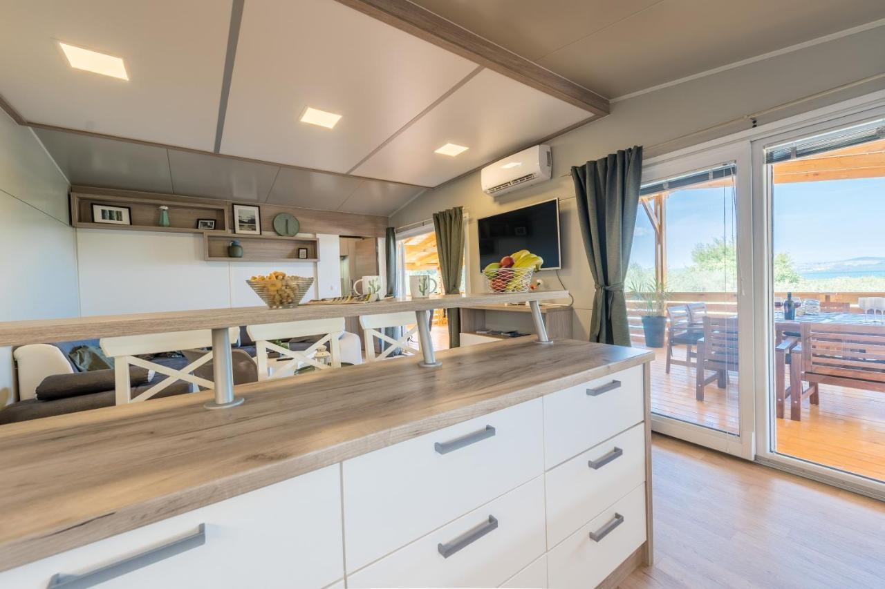 Villa Yvana Pakostane Ngoại thất bức ảnh