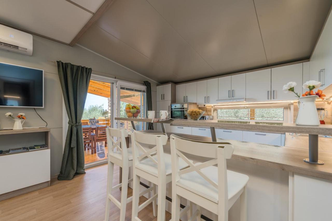 Villa Yvana Pakostane Ngoại thất bức ảnh
