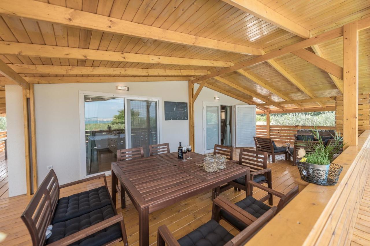Villa Yvana Pakostane Ngoại thất bức ảnh
